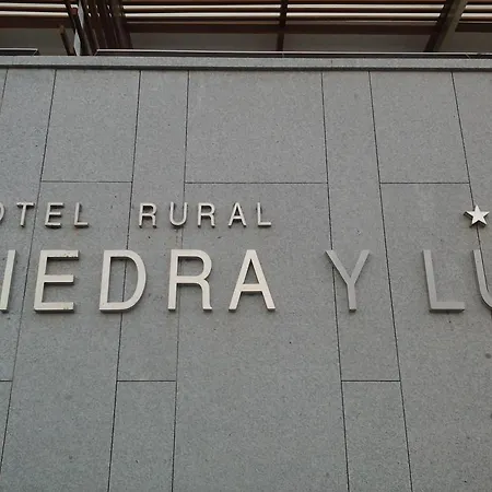 Eh Piedra Y Luz